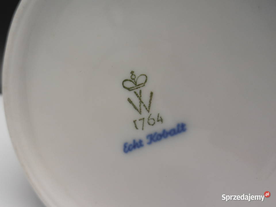 Porcelanowy wazon firmy Wallendorf Raszków