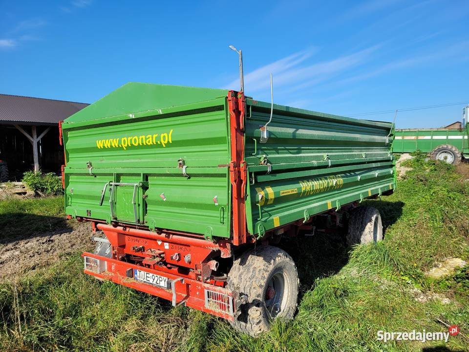 Ciągniki i przyczepy rolnicze prasa rolująca Kielce