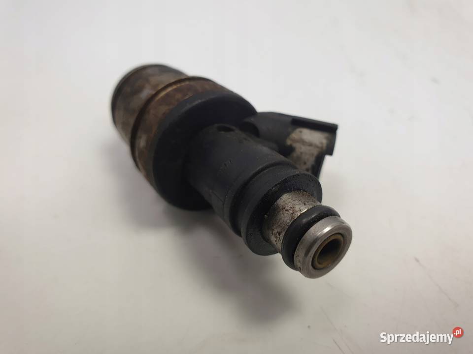 WTRYSKIWACZ Suzuki Wagon R 10 8V WTRYSK JS2J3 osobowe Chełm