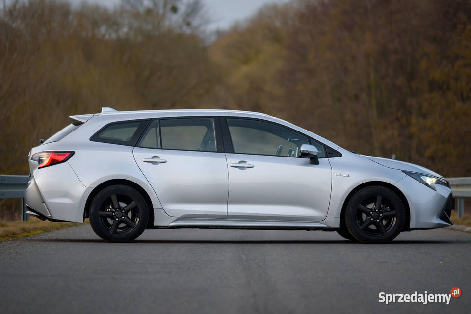 Toyota Corolla 18 TS 18 Hybrid z 2019r Stargard