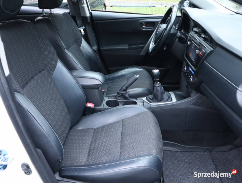 Toyota Auris 16 Valvematic tempomat Piaseczno