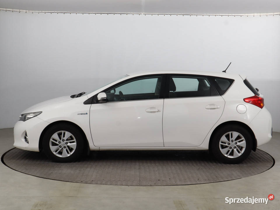 Toyota Auris Hybrid Bielany Wrocławskie