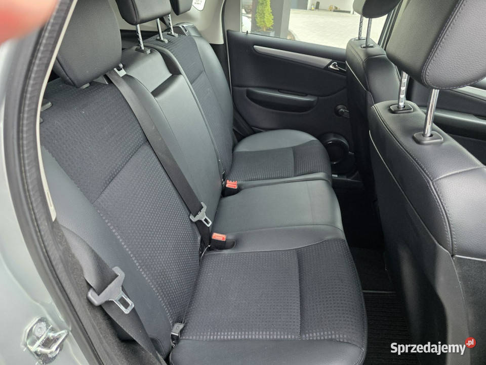 Mercedes A 180 PÓŁSKÓRY navi bezwypadkowy elektryczne lusterka wielkopolskie Czarnków