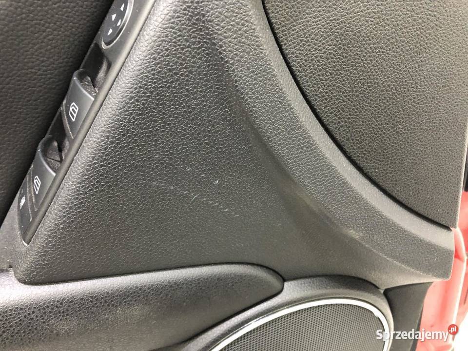 DRZWI LEWY PRZÓD MERCEDES W204 590