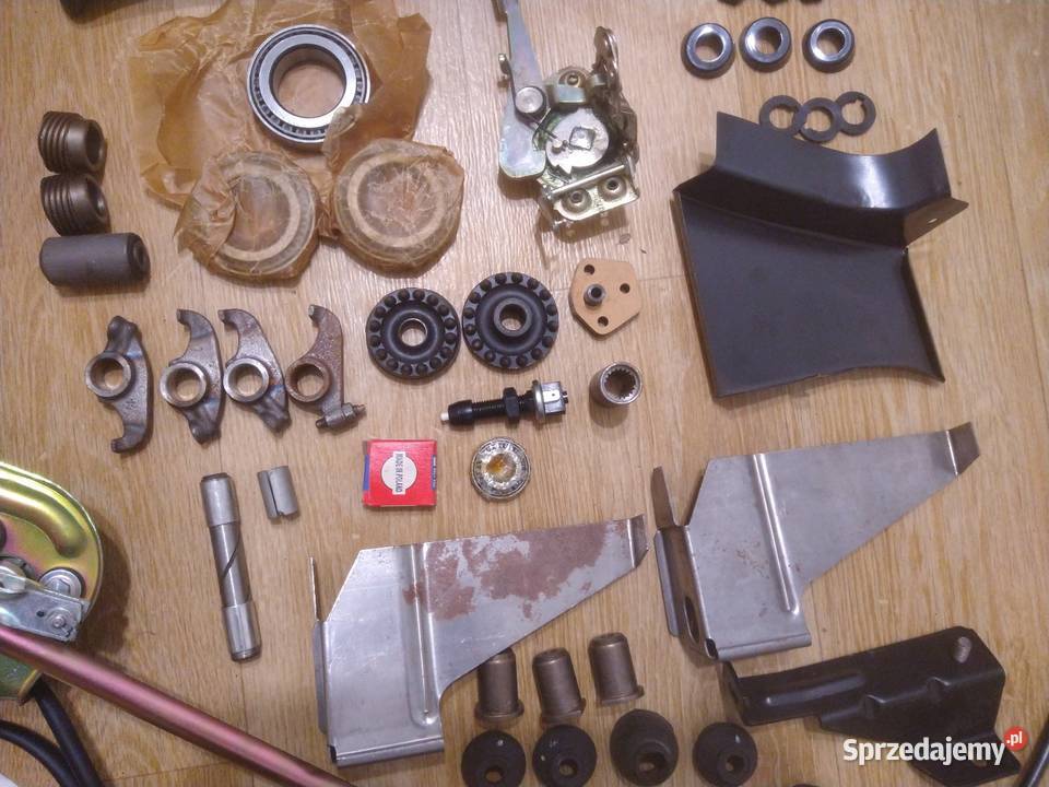 Fiat 125p części osłona silniczek i inne nowe Ostrowiec Świętokrzyski