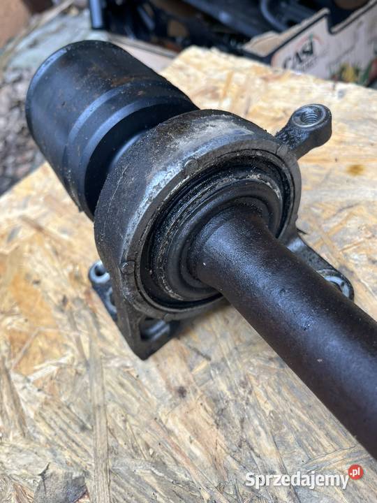 Półoś prawa Honda CRV 2 CRV II Rok produkcji 2004 sprzedam