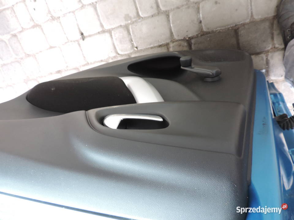 DRZWI PRAWY TYŁ TYLNE CITROEN C3 II KGWD