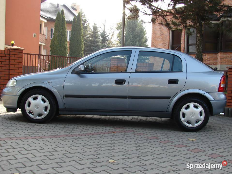Opel Astra II 2004 benzyna salon Polska Łask