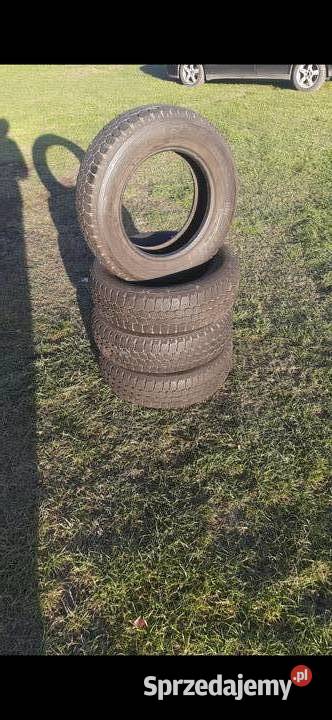 Sprzedam zimowe opony 19570 R15C Samochodowe Czułczyce
