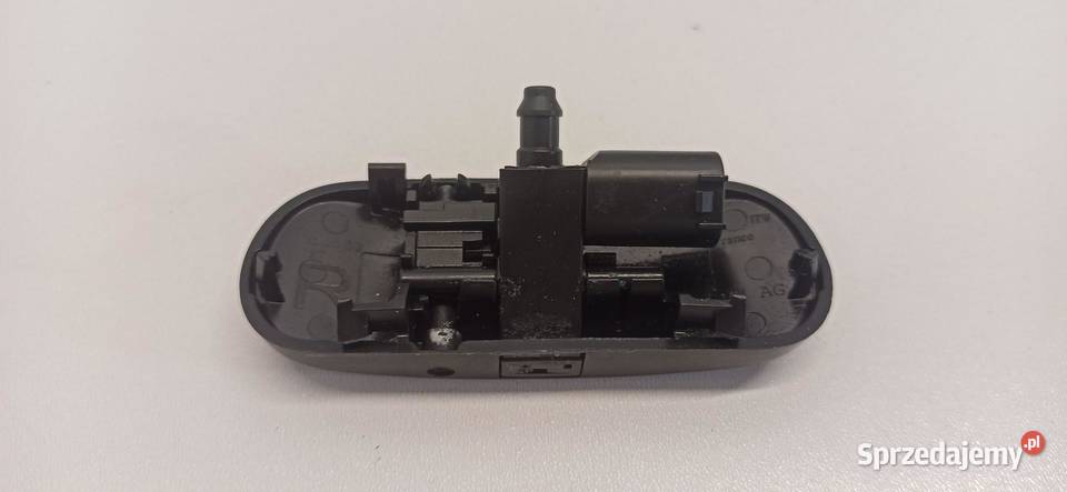 AUDI Q3 DYSZA SPRYSKIWACZY PRAWA 83A955988A sprzedam
