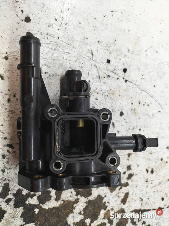 OBUDOWA TERMOSTATU 16 16V Opel Astra IV 2009 Termostaty
