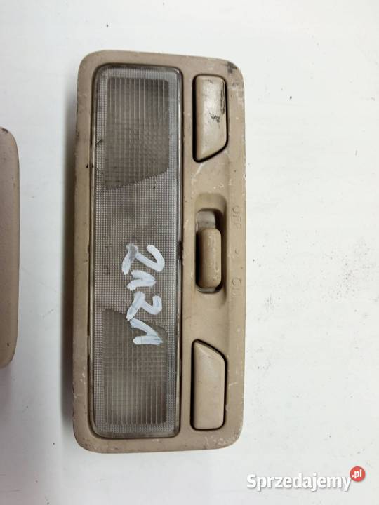 LAMPKA PODSUFITKI KOMPLET Mitsubishi Pajero III