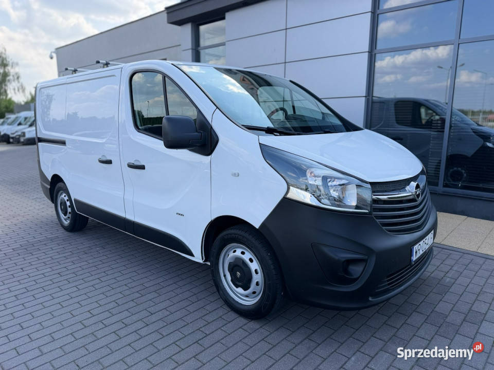 Opel Vivaro 16CDTI 115 stan bez ADblue mazowieckie Radom