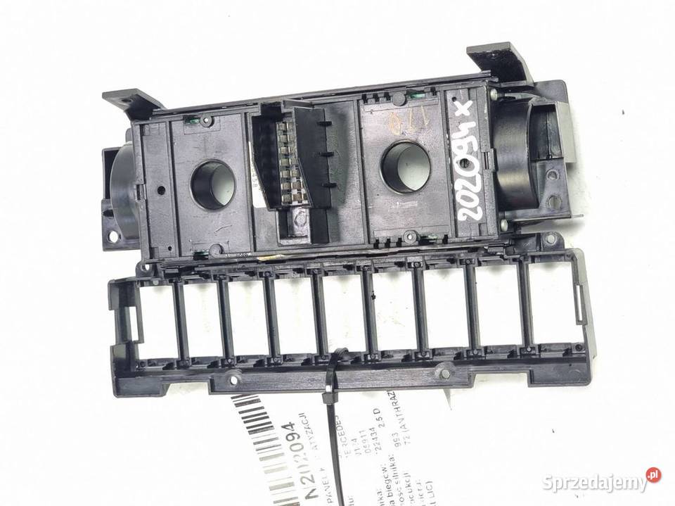 PANEL KLIMATYZACJI MERCEDES W124 1248303885 osobowe Lipno