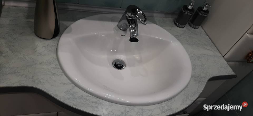 Umywalka wpuszczana w blat duża Roca Mysłowice