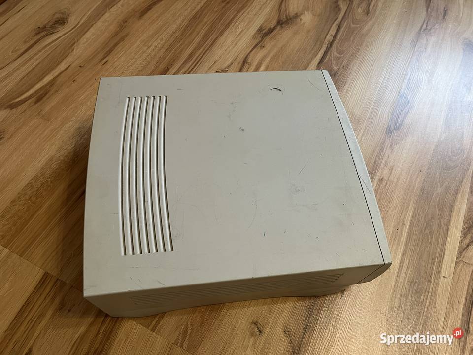 Zabytkowy komputer Apple Power Macintosh 7600120