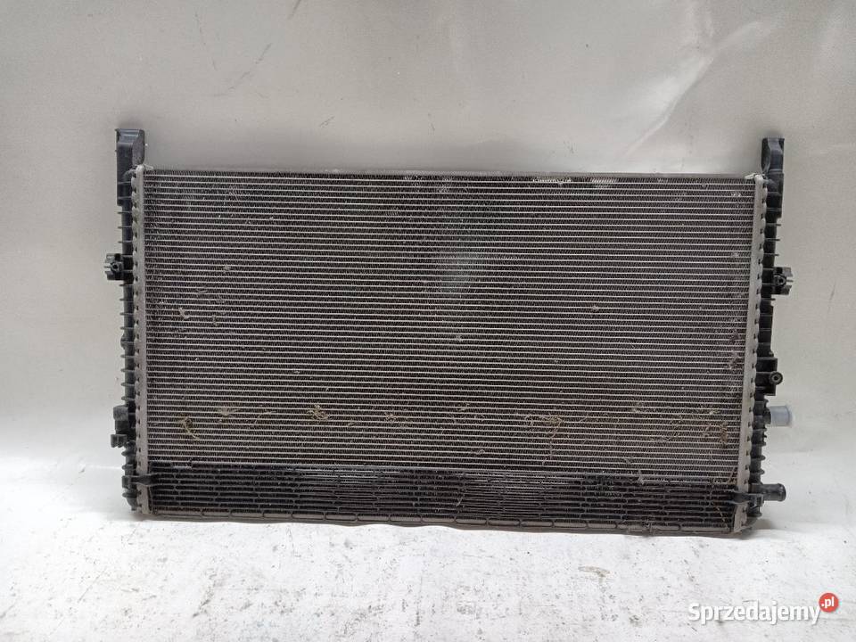 CHŁODNICA WODY AUDI A4 B9 8W0145804D