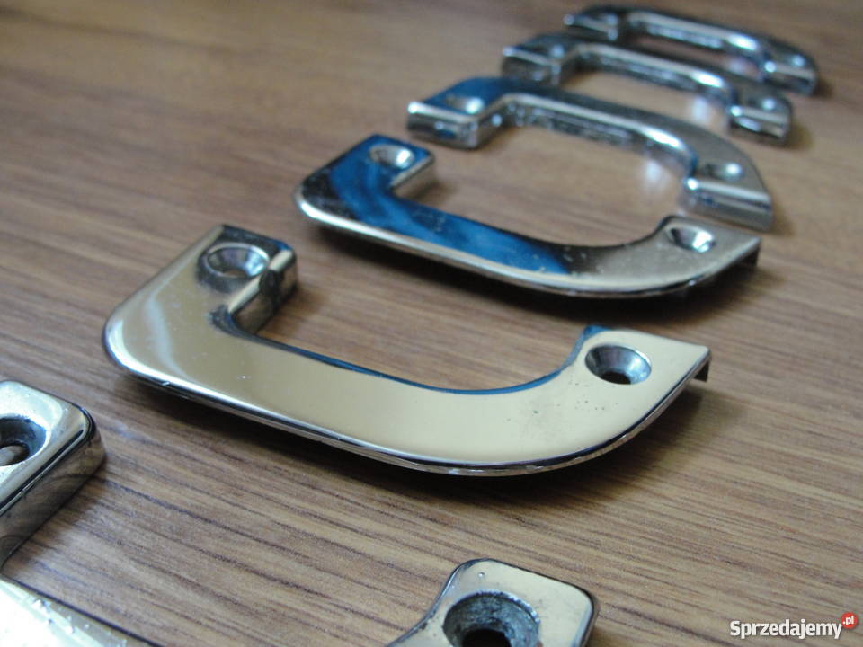 W110 W111 Mercedes Skrzydlak listwy ozdobniki osobowe Nowy Sącz