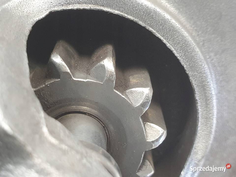 Mazda 3 BK 16 MZCD ROZRUSZNIK Y60118400C osobowe lubelskie Janów