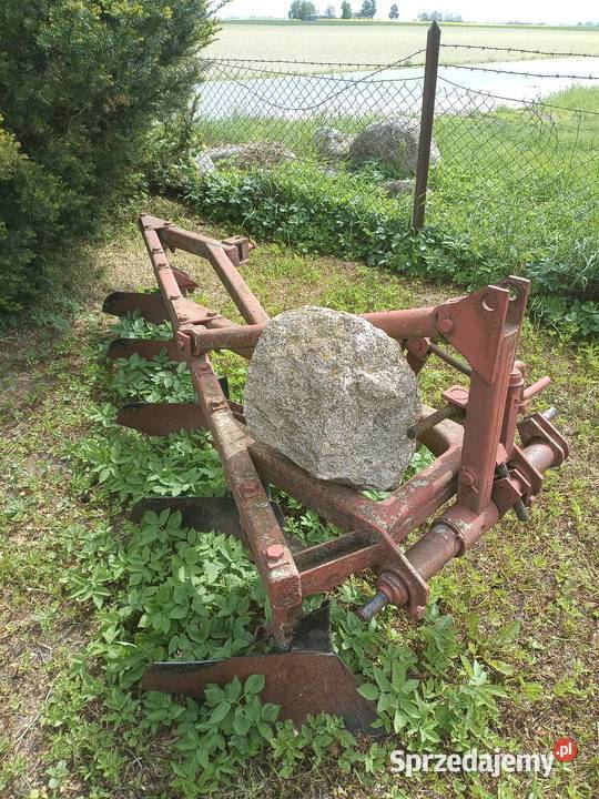 Pługi sprzedam