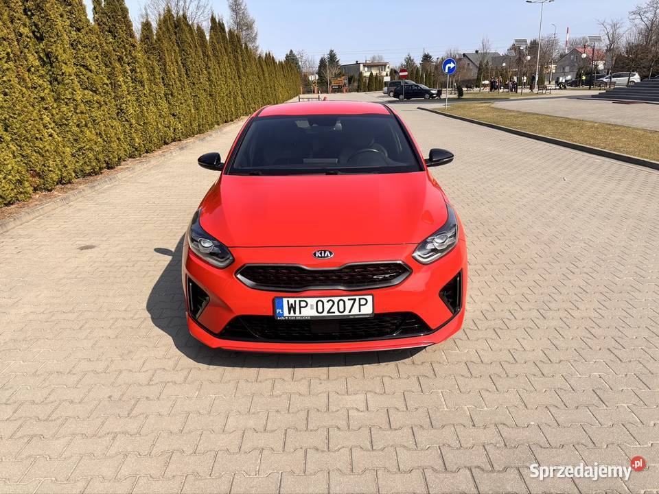 Kia Procee'd