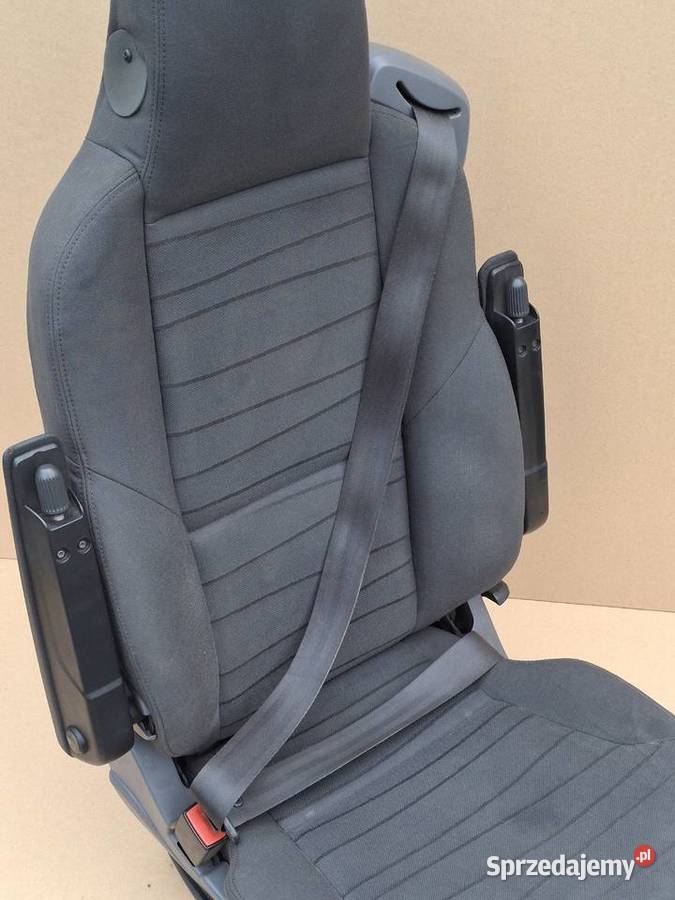 SCANIA STREAMLINE R S NGS FOTEL KIEROWCY RECARO Bieleń