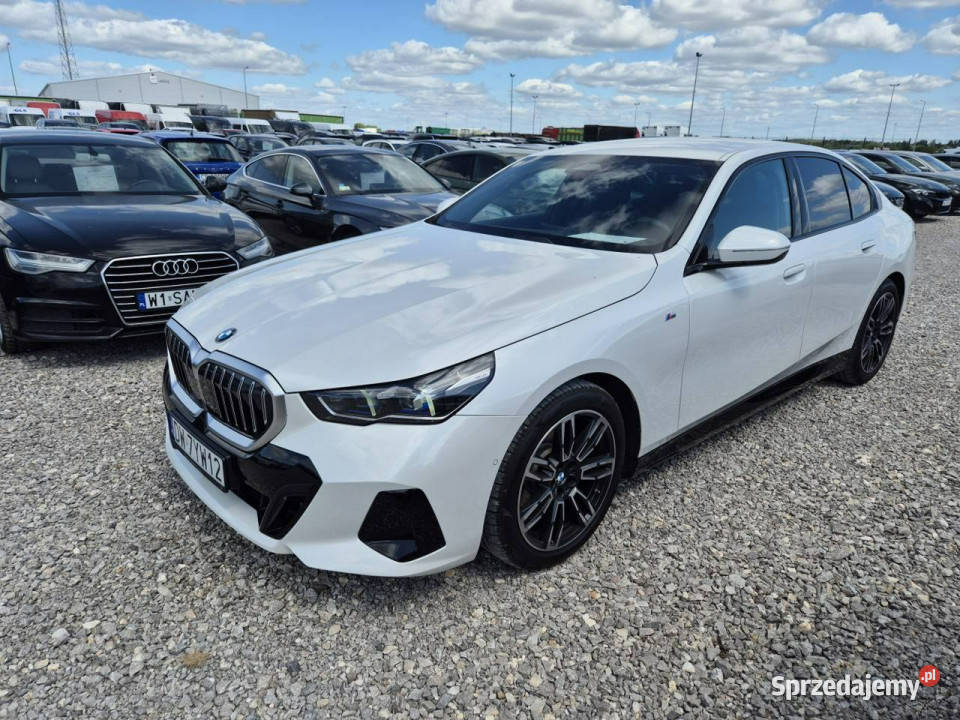 BMW 520 G30G31 20172023 Hatchback Komorniki