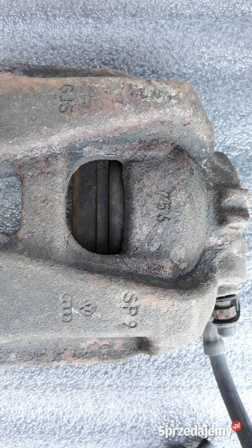 Audi A4 B8 8K Przedni zacisk hamulca prawy wielkopolskie Bukownica sprzedam