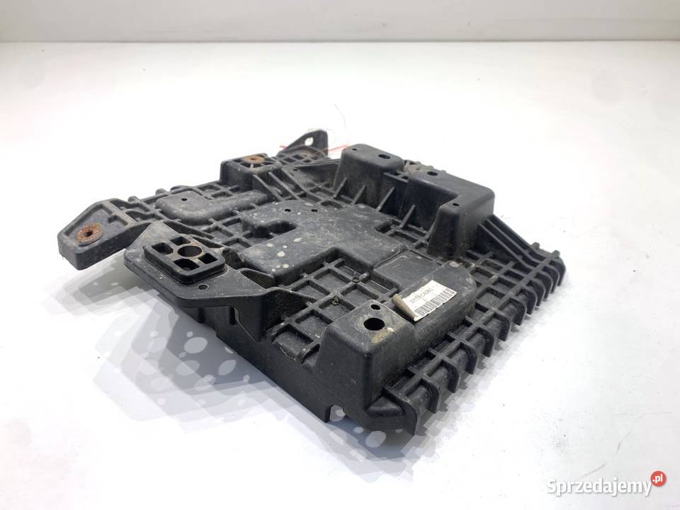 PODSTAWA AKUMULATORA HYUNDAI i20 II 37150C8000 osobowe sprzedam