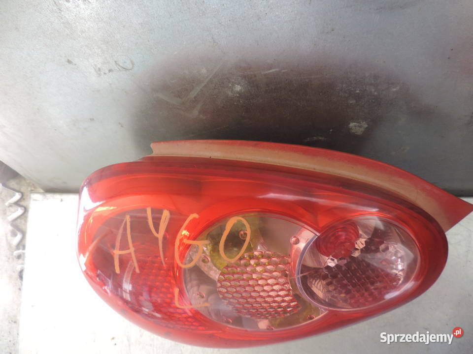 LAMPA LEWA TYLNA TOYOTA AYGO 1 Rok produkcji 2006 Nowy Sącz sprzedam