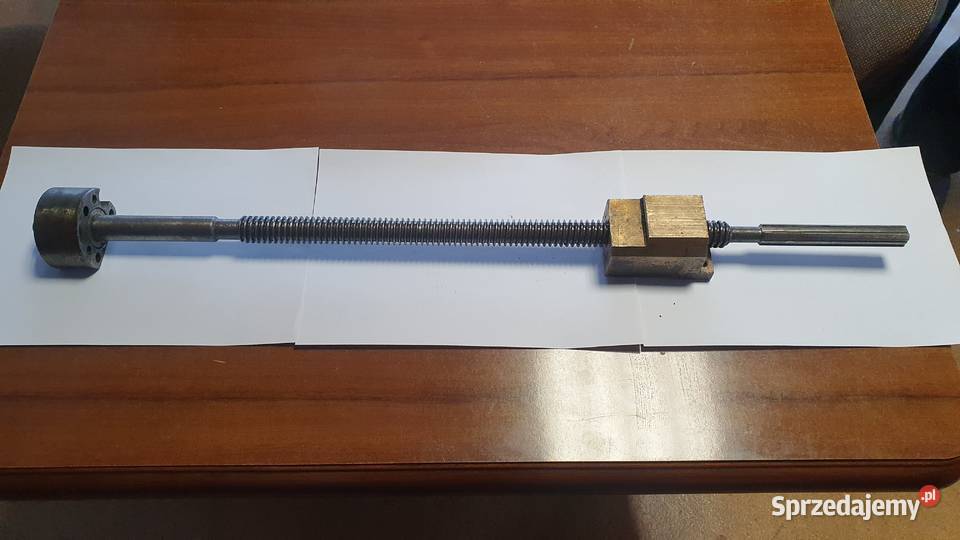 Śruba pociągowa posuwu wzdłużnego z nakrętką Katowice