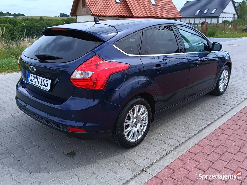 Ford Focus MK3 benzyna 16 moc 125 2012 z Niemiec lakier metallic Motoryzacja sprzedam