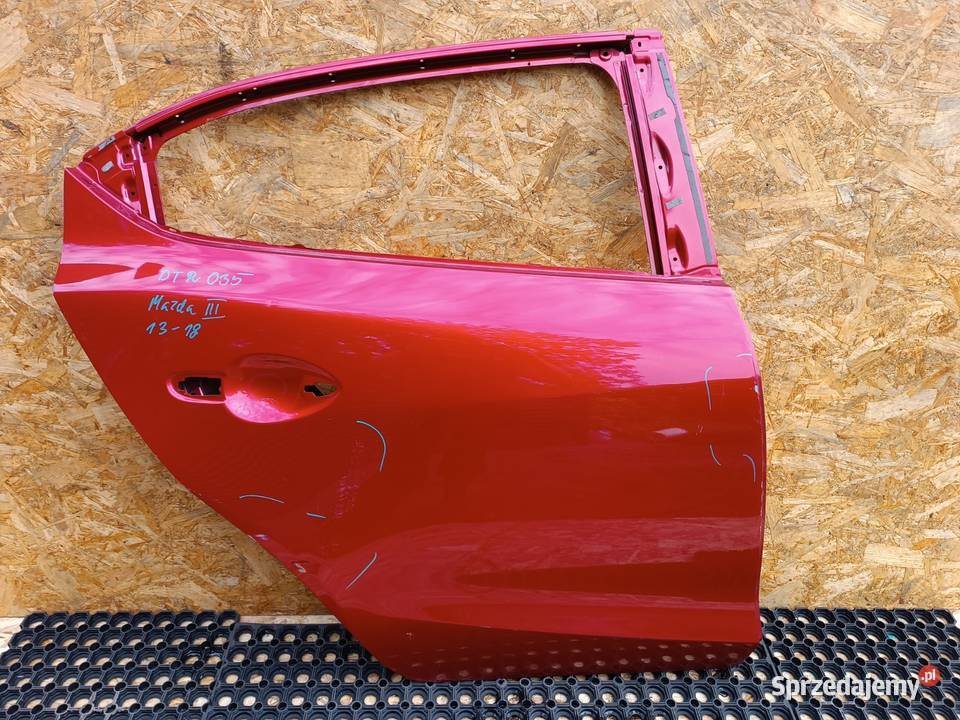 MAZDA III 3 1318 DRZWI TYŁ TYLNIE PRAWE PRAWY osobowe wielkopolskie