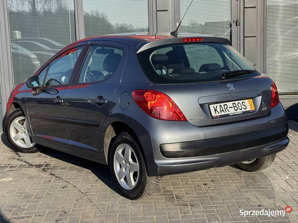 Peugeot 207 14 benzyna 75 PODGRZEWANE FOTELE światła przeciwmgielne Gurówko