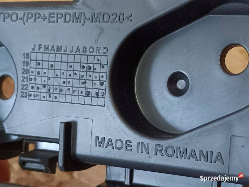 FORD PUMA II MK2 19 ŚLIZG MOCOWANIE ZDERZAKA osobowe Pleszew