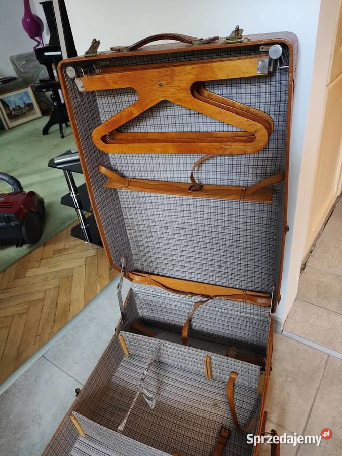 Stara luksusowa walizakufer ze skory Jaworzno