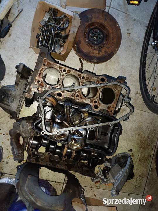 IVECO DAILY IV 23HPI F1AE3481B blok silnika wał dostawcze Złoczew