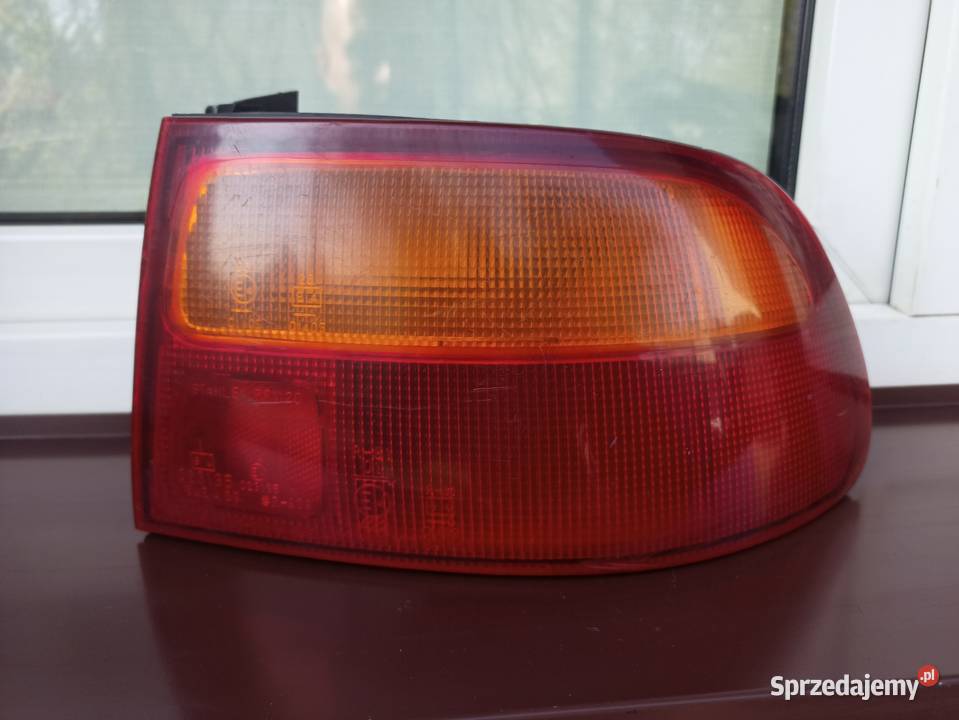Honda Civic V 5gen hatchback lampa tył tylna lampy tylne Sieradz