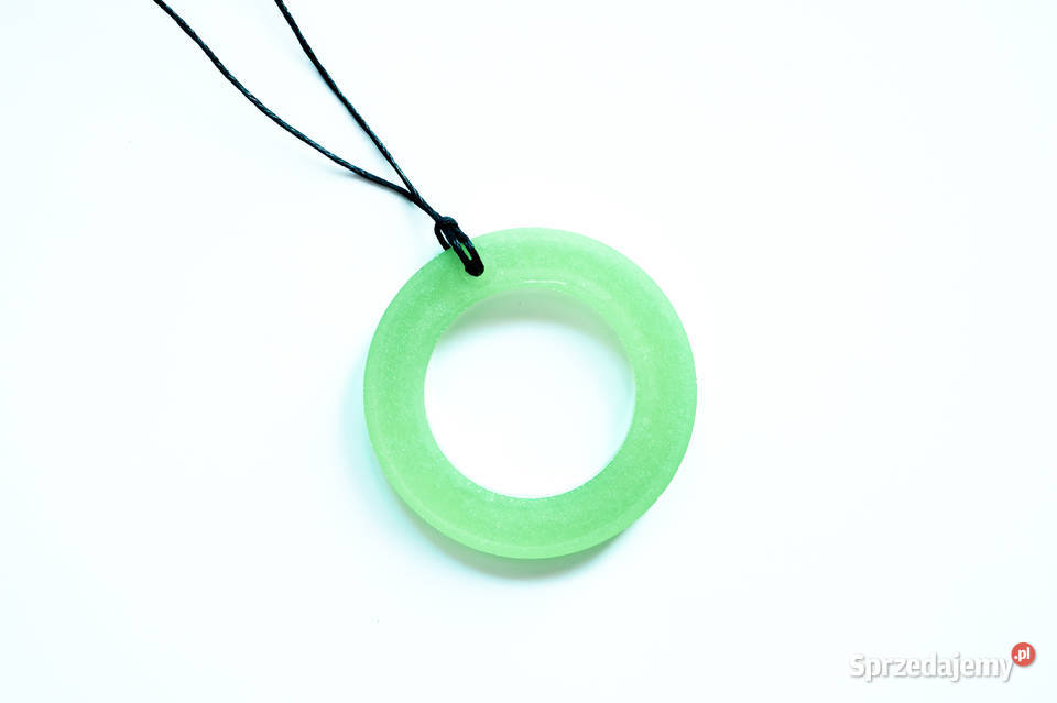 Duży zielony wisior 6 świecący w ciemności i w mazowieckie