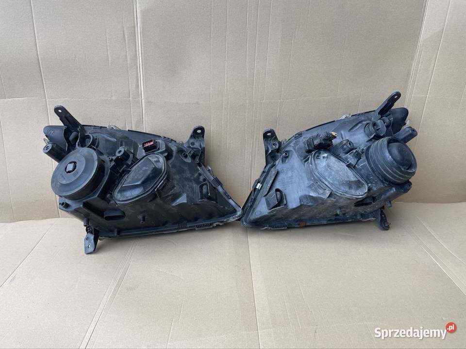 Reflektor lampa przód lewa prawa Opel Vectra c Rok produkcji 2005 Szczecin