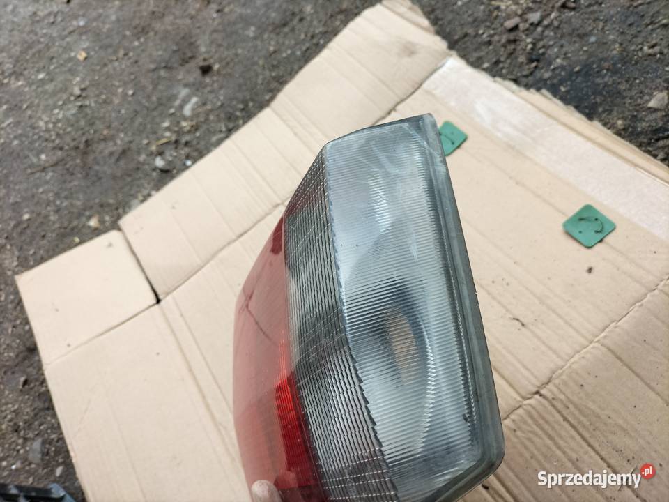 AUDI 80 B3 SEDAN B4 KOMBI LAMPA TYŁ TYLNA LEWA Lampy tylne