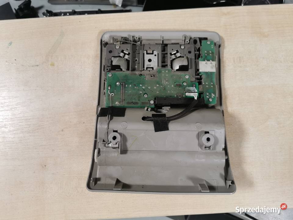 Lampka oświetlenie kabiny podsufitki lexus wielkopolskie Międzychód