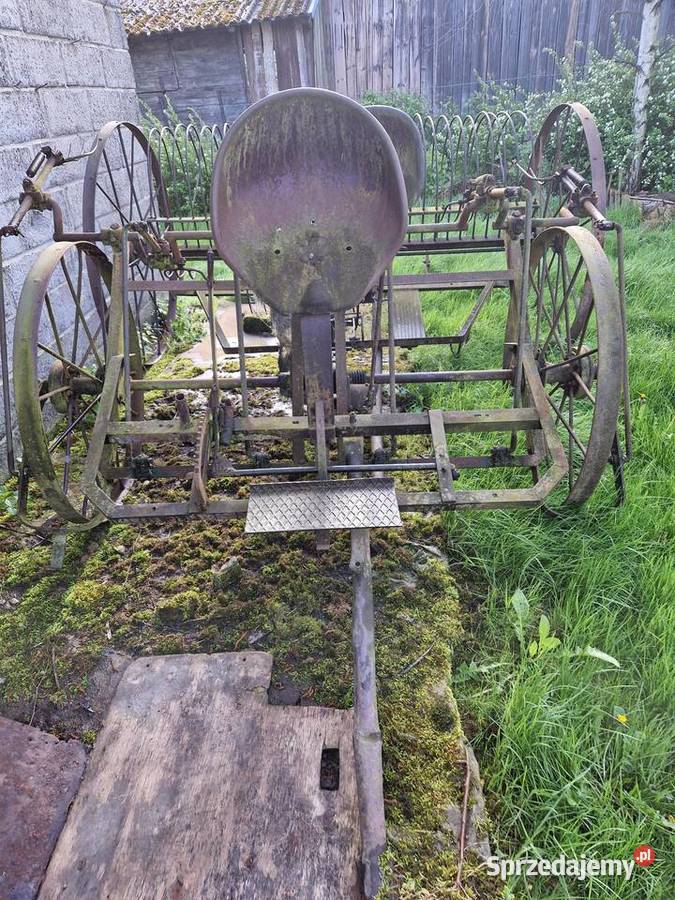 Stare zabytkowe maszyny rolnicze