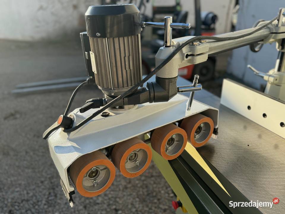 Frezarka dolnowrzecionowa SCM T130 z posuwem sprzedam