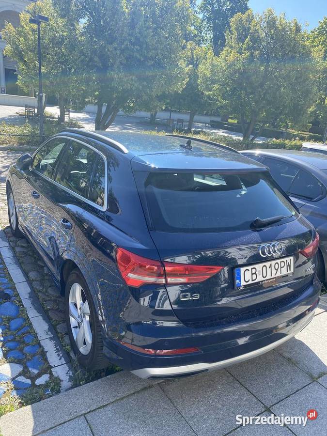 Audi Q3 15 benzyna automat bezwypadkowy 1498cm3 Warszawa