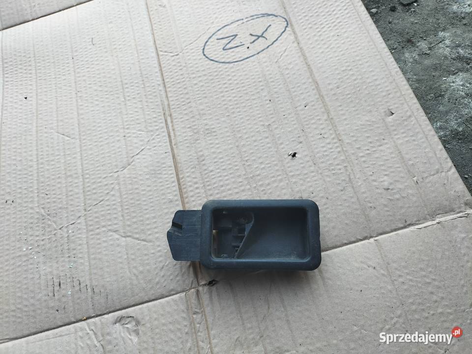 AUDI 80 B4 80B4 893837020 R UCHWYT KLAMKI lubelskie Kamień-Kolonia