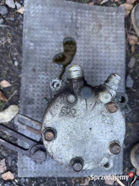 Sprężarka kompresor klimatyzacji BMW e24 Mszana