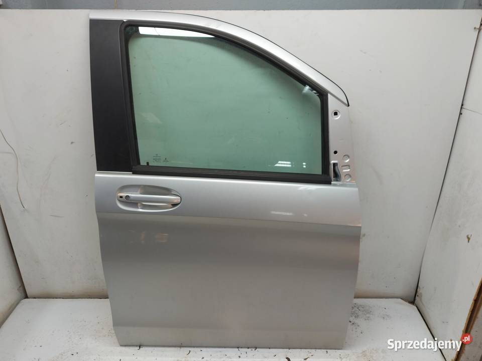 Mercedes EQV w447 Vklasa drzwi prawe przód Drzwi