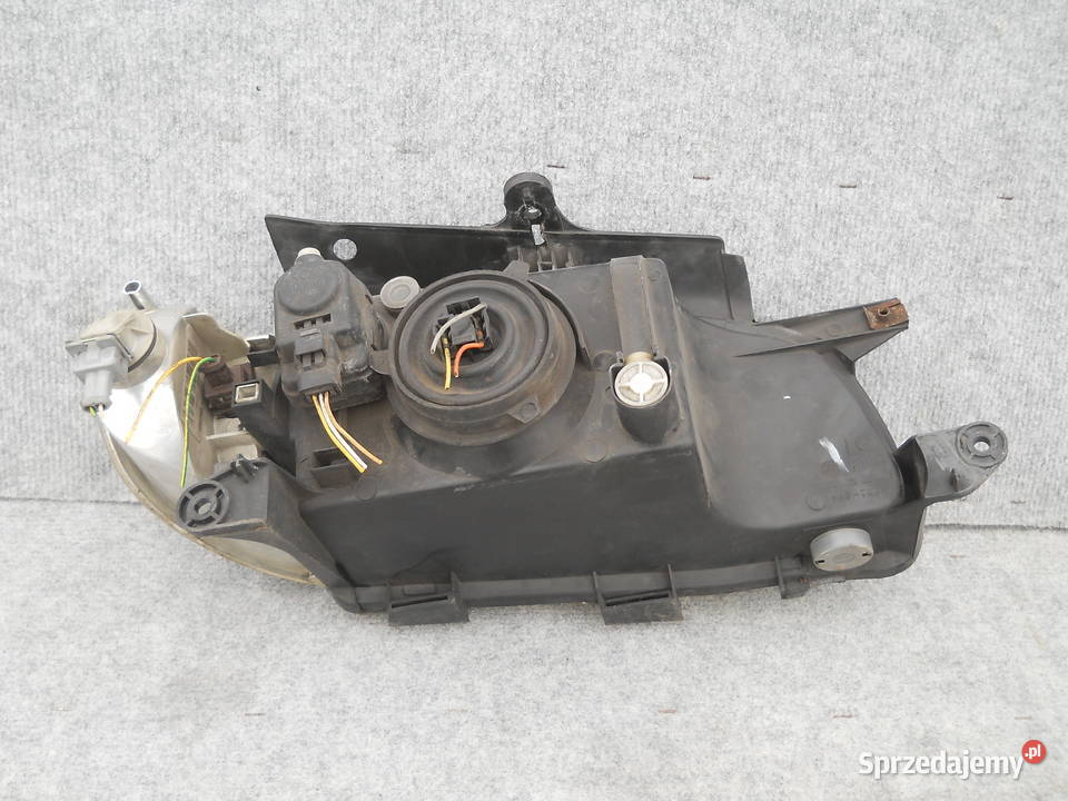 PEUGEOT PARTNER I LAMPA PRZEDNIA LEWA Siechnice