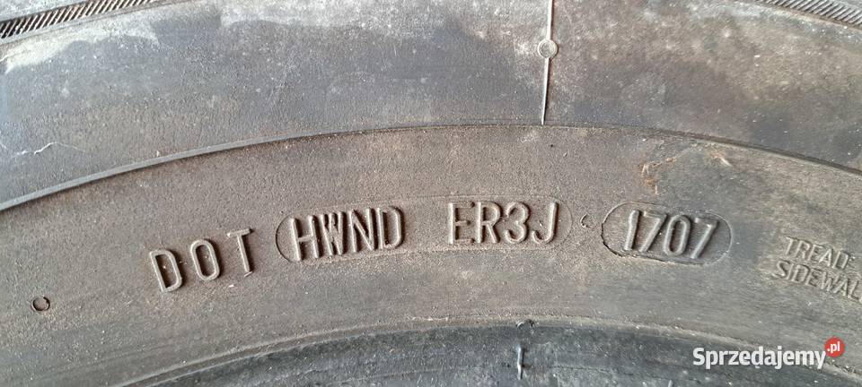 Opony zimowe 4 sztuki 185x102r14c Barum snovanis zima Smardzewice